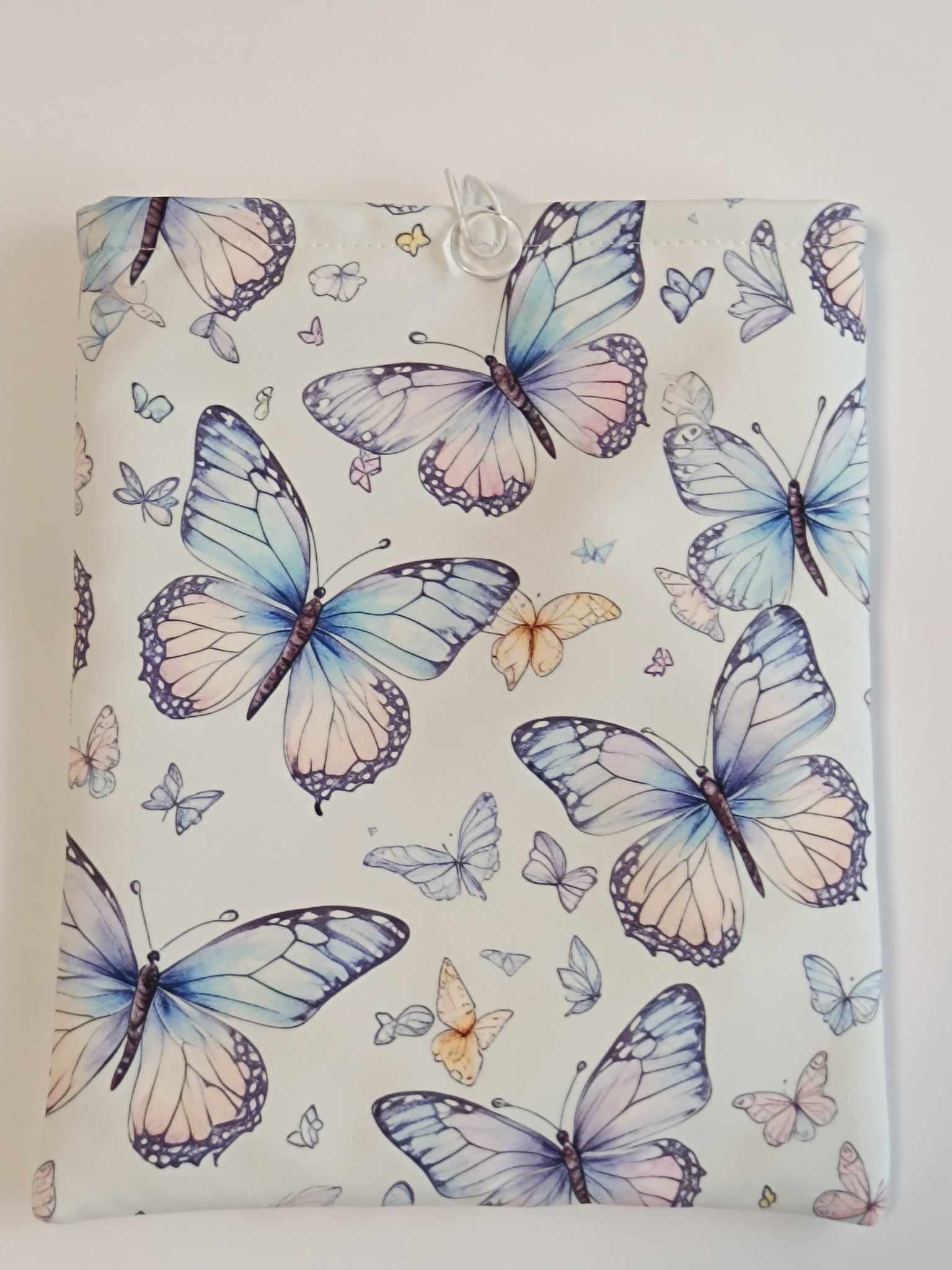 Pillangó mintás könyvtok 2 